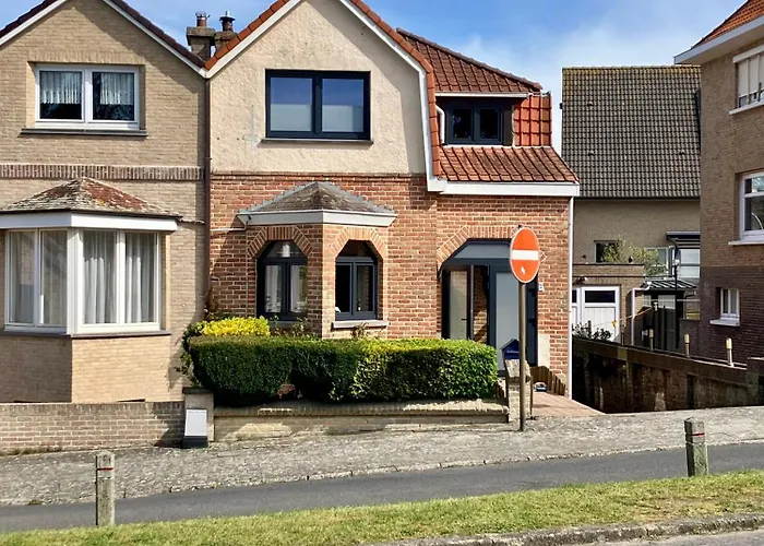 VILLA MICHRY Koksijde 4 adultes 2 enfants proche digue et centre